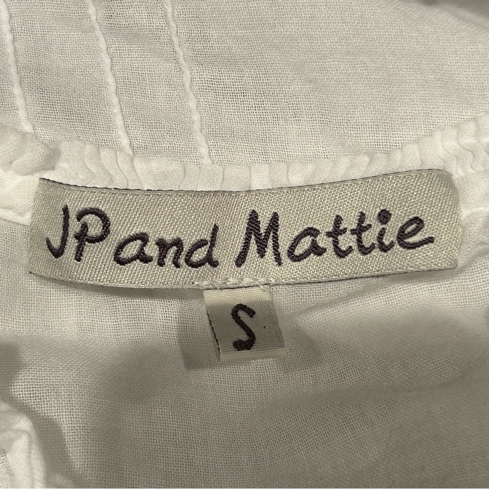 JP and Mattie Womens White Pintuck Front Blouse Cotton Small Boho Peasant Top - Picture 5 of 7